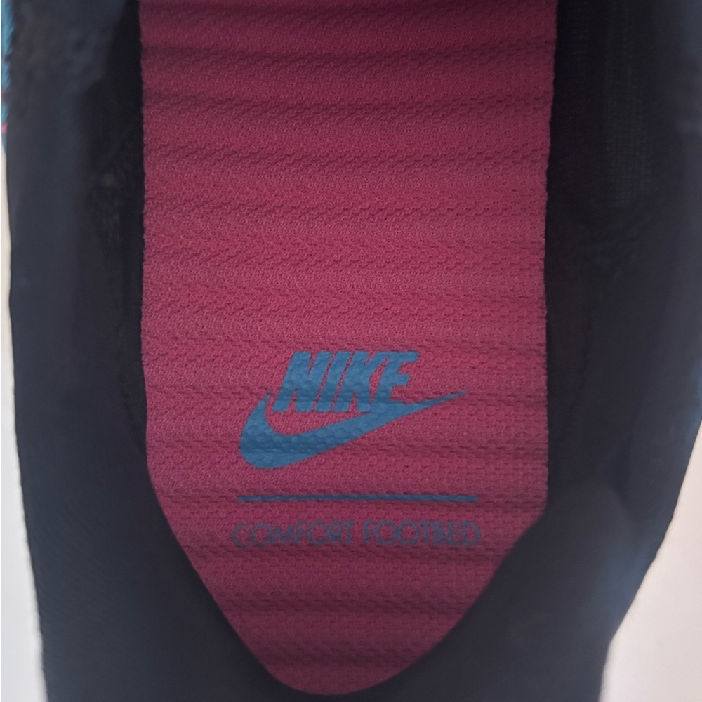 NEW Nike Women’s Kaishi 2.0 Print Sneakers - Size 8 (L) and Size 9 (R) - Picture 9 of 14